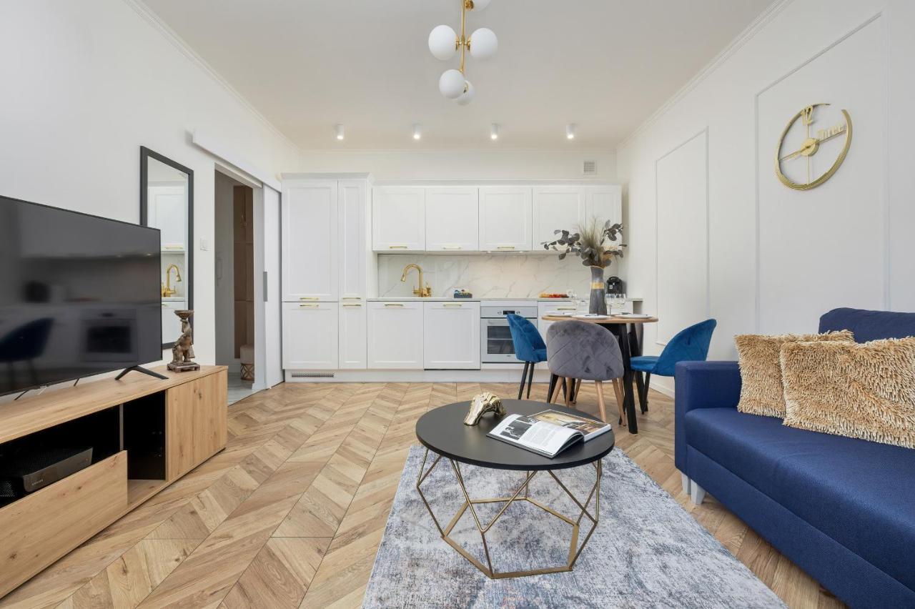 Beautiful One Bedroom Apartment Zamkowa By Rent Like Home Gdansk Exterior photo
